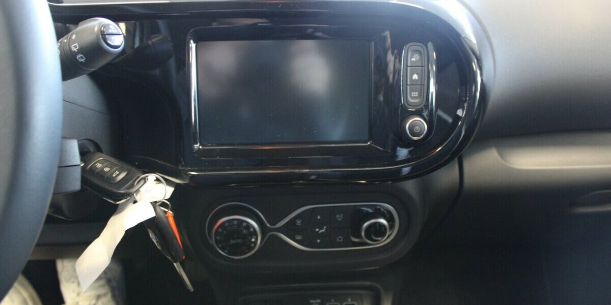 Renault Twingo Electric URBAN NIGHT 25.114 km 10.980 &euro; Euskirchen 53881