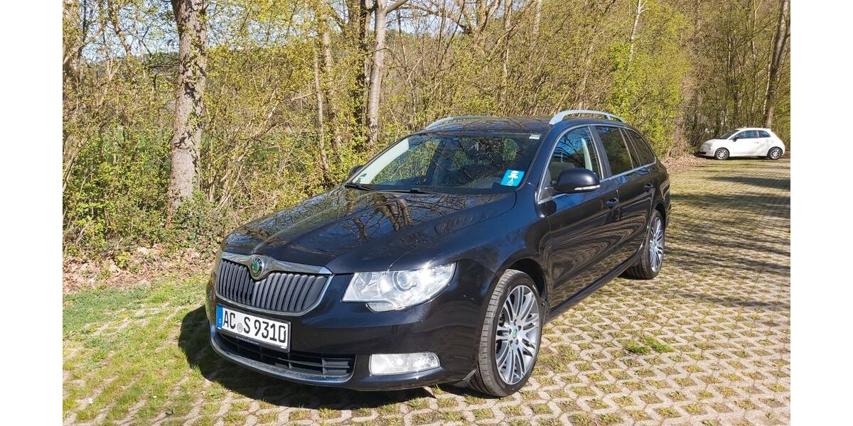 Skoda Superb 238.985 km 8.500 &euro; Kreuzau 52372