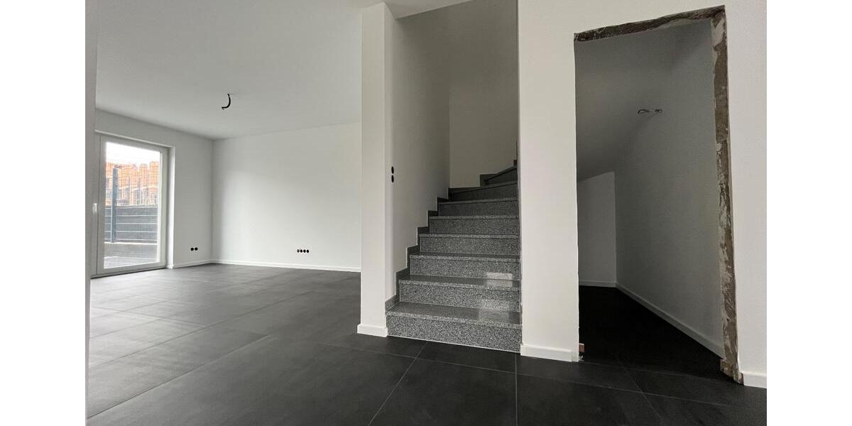 Doppelhaushälfte Bad Münstereifel - 5 Zimmer, 152 m&sup2;, 1.550&euro; | Angebot:25178448