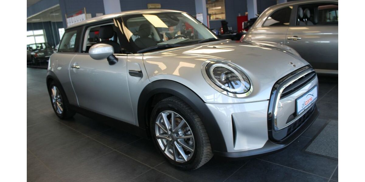 Mini Cooper 50.289 km 17.980 &euro; Euskirchen 53881
