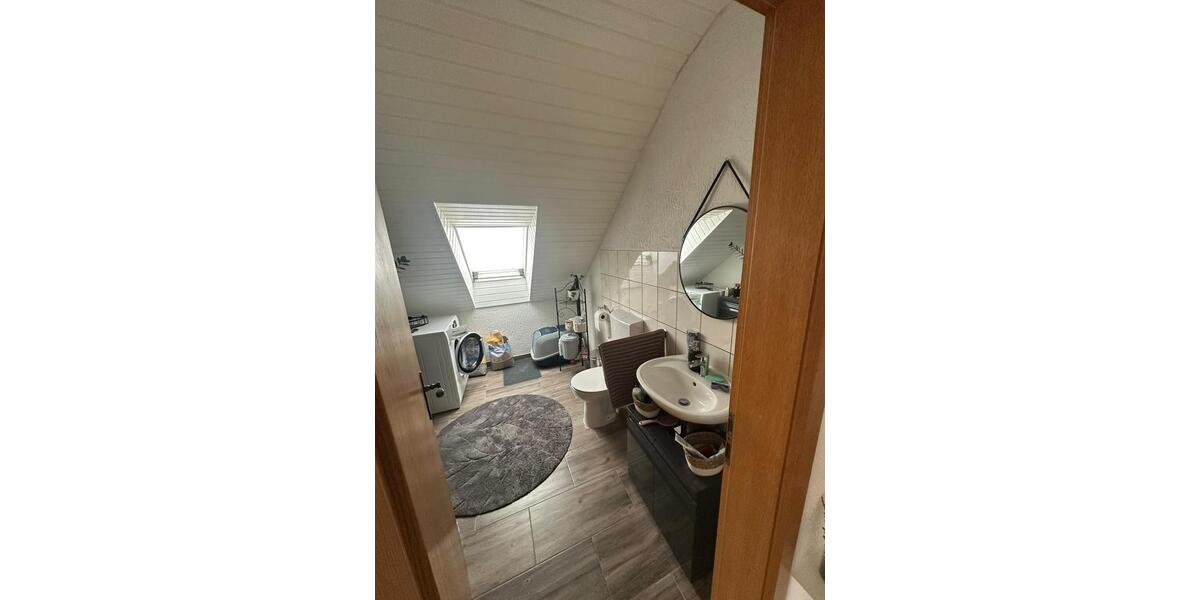 Dachgeschoßwohnung Altenahr - 3 Zimmer, 70 m&sup2;, 900&euro; | Angebot:25974775