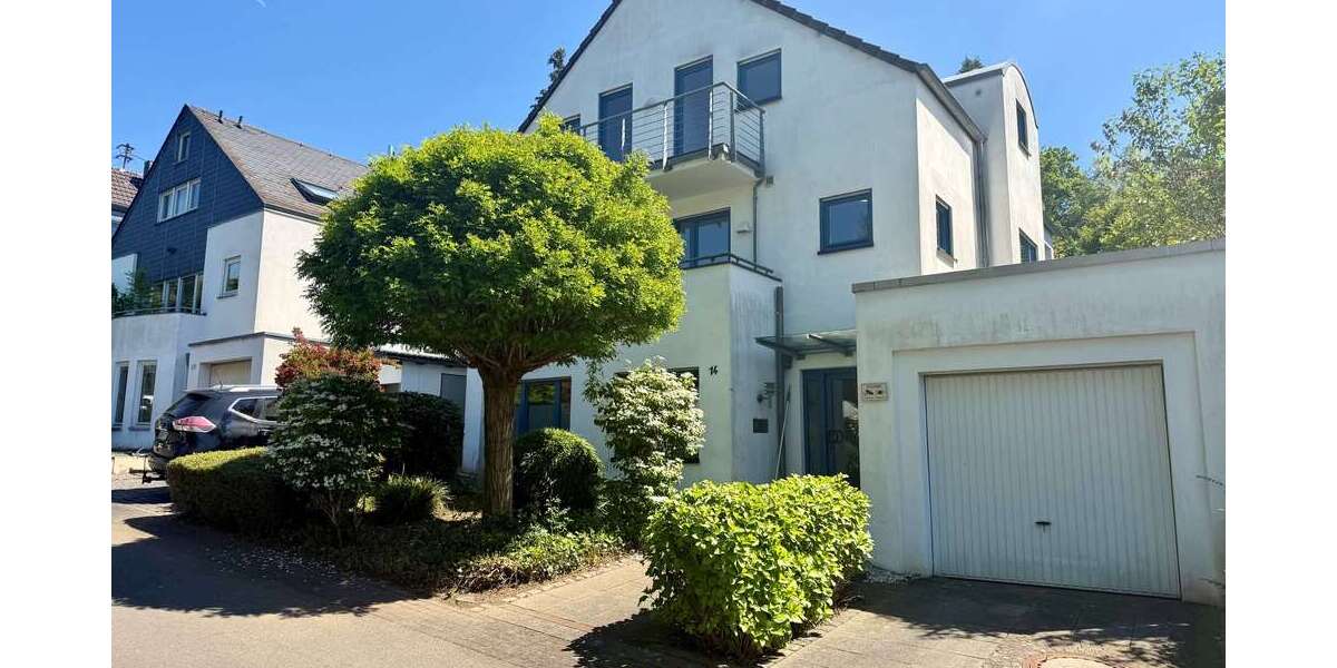 Einfamilienhaus Königswinter - 8 Zimmer, 215 m&sup2;, 2.150&euro; | Angebot:25362510