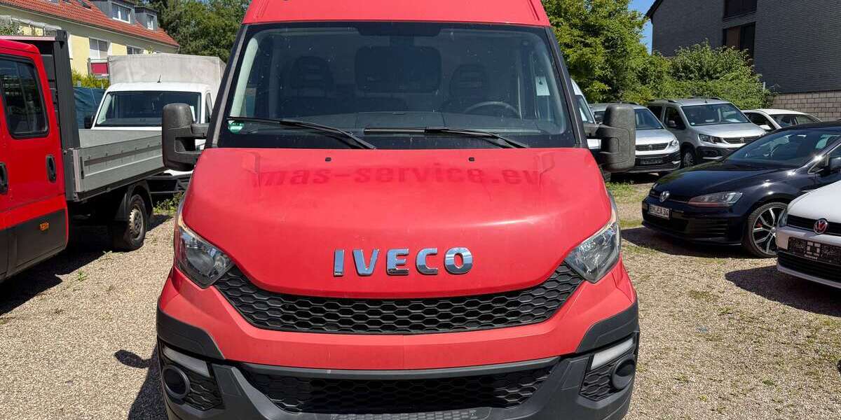 IVECO Daily 205.755 km 12.950 &euro; Frechen 50226