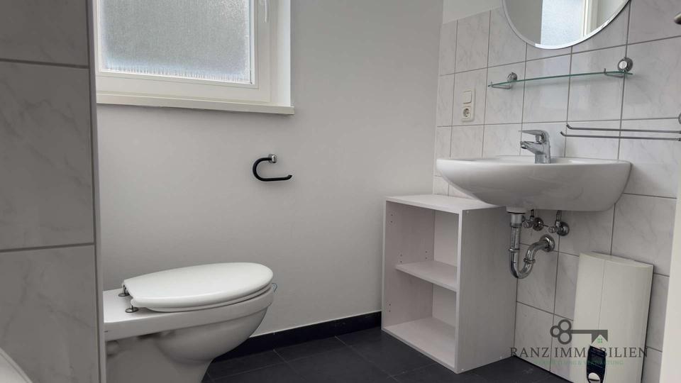 Dachgeschoßwohnung Kall - 2 Zimmer, 50 m&sup2;, 500&euro; | Angebot:26136382