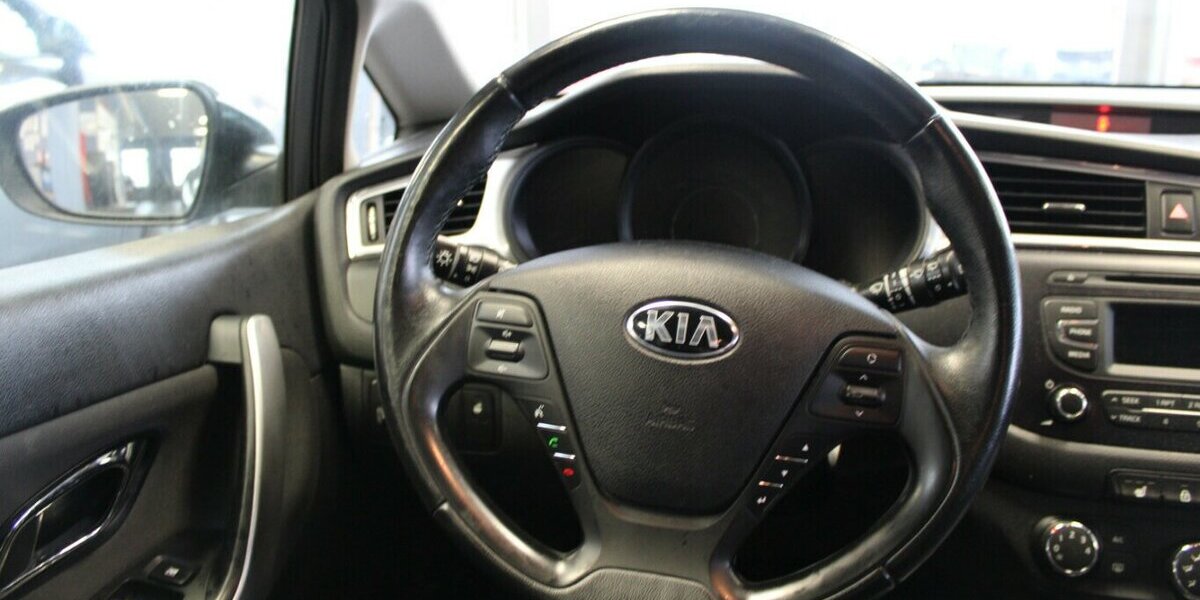 Kia Ceed 1.4 CVVT Edition 7 90.520 km 10.780 &euro; Euskirchen 53881