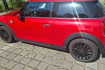 Mini ONE 61.300 km 9.590 &euro; Wachtberg 53343