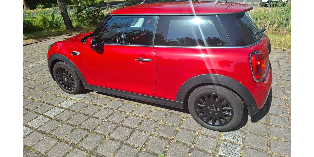 Mini ONE 61.300 km 9.590 &euro; Wachtberg 53343