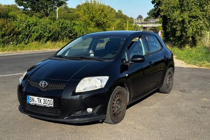 Toyota Auris 256.000 km 3.000 &euro; Königswinter 53639
