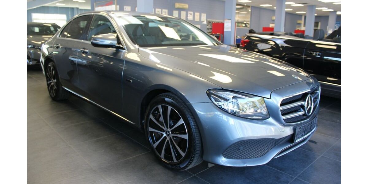 Mercedes-Benz E 300 86.739 km 26.480 &euro; Euskirchen 53881