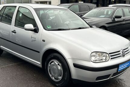 VW Golf 86.900 km 2.990 &euro; Königswinter 53639