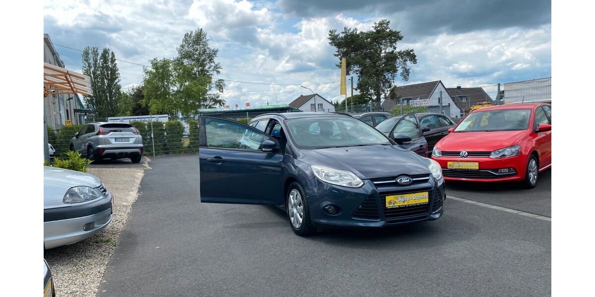 Ford Focus 129.000 km 4.500 &euro; Bonn 53227