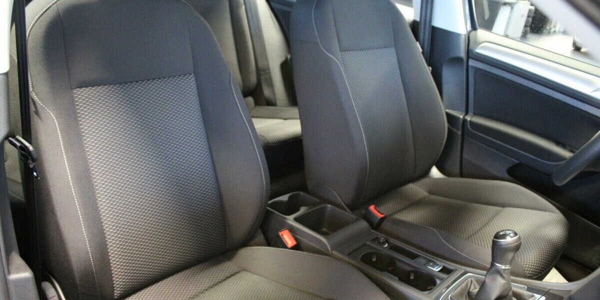 VW Golf 1.0 TSI OPF Trendline 76.316 km 11.480 &euro; Euskirchen 53881