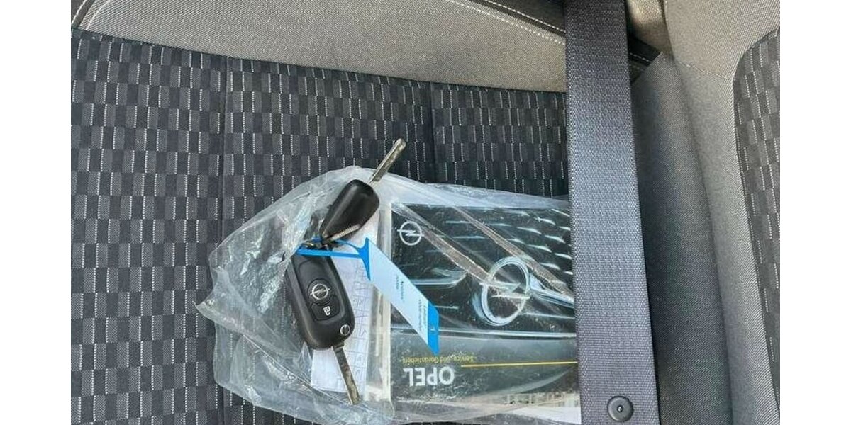 Opel Astra K Klima Navi Temp CarPlay AHK ServNeu 1.Hd 100.000 km 9.500 &euro; Erftstadt 50374