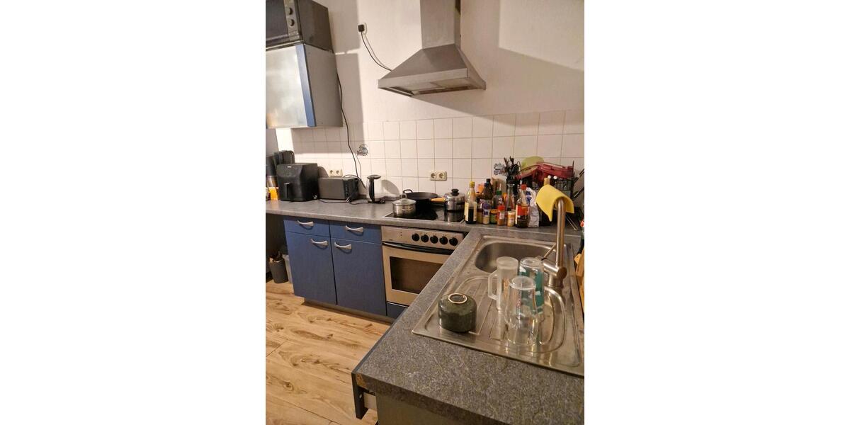 Etagenwohnung Bornheim - 1 Zimmer, 90 m&sup2;, 490&euro; | Angebot:26543518
