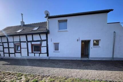 Haus Zülpich - 5 Zimmer, 135 m&sup2;, 259.000&euro; | Angebot:25840876