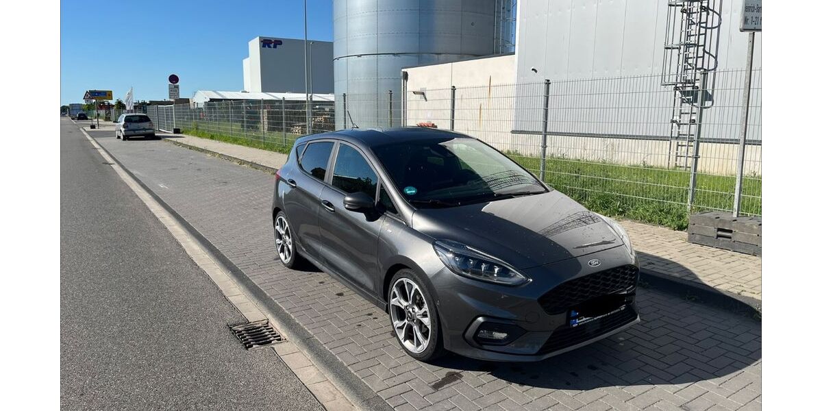 Ford Fiesta 72.000 km 12.000 &euro; Brühl 50321