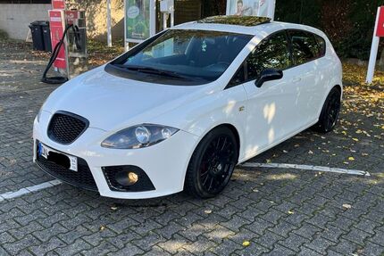 Seat Leon 96.544 km 8.500 &euro; Kreuzau 52372