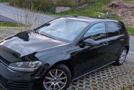 VW Golf 126.000 km 14.500 &euro; Königswinter 53639