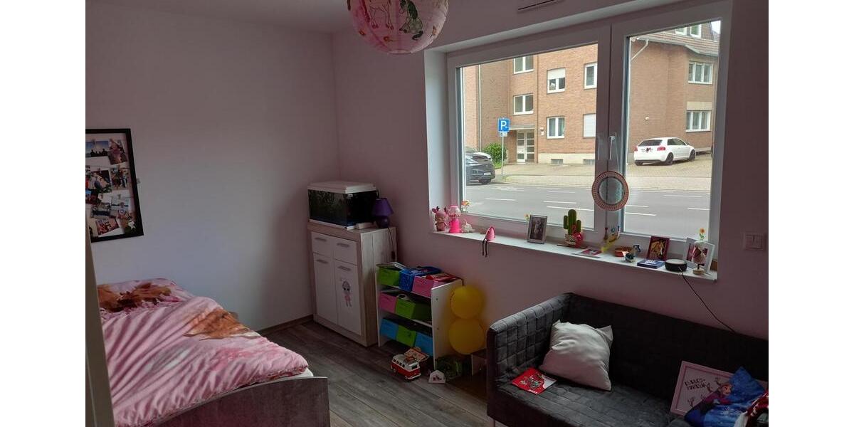 Etagenwohnung Düren Distelrath - 3 Zimmer, 80 m&sup2;, 290.000&euro; | Angebot:26943175