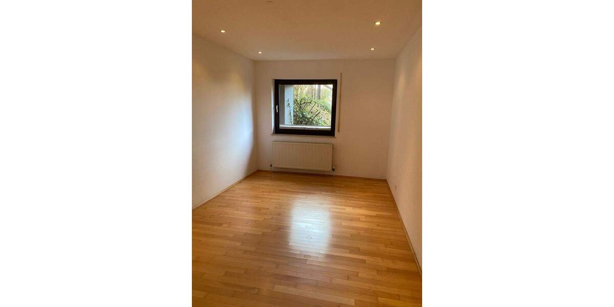 Terrassenwohnung Bonn Lannesdorf - 3 Zimmer, 151 m&sup2;, 637.000&euro; | Angebot:25666899