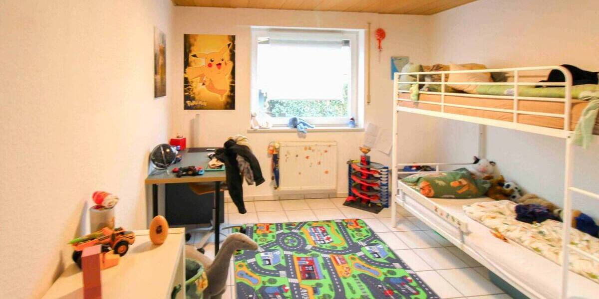 Mehrfamilienhaus, Wohnhaus Hürtgenwald Kleinhau - 8 Zimmer, 220 m&sup2;, 315.000&euro; | Angebot:26657825