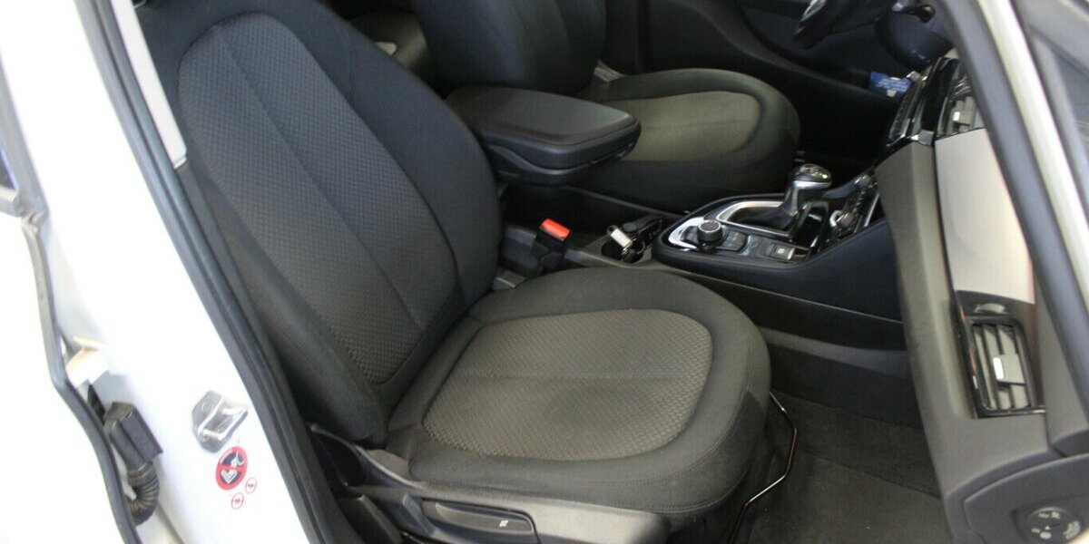 BMW 218 218i Active Tourer Aut. Advantage 78.050 km 13.980 &euro; Euskirchen 53881