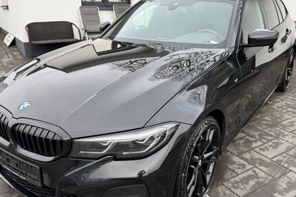 BMW 330 235.101 km 28.880 &euro; Hürth bei Köln 50354