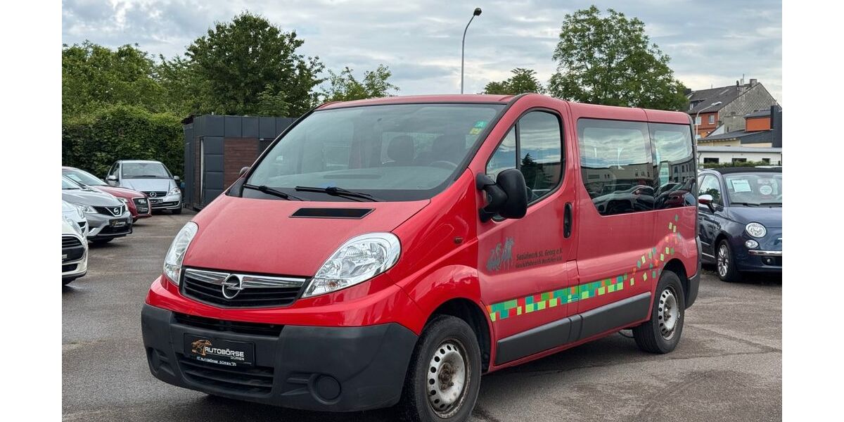 Opel Vivaro 254.661 km 4.999 &euro; Düren 52349