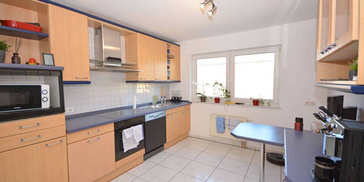 Etagenwohnung Niederkassel Rheidt - 3 Zimmer, 113 m&sup2;, 335.000&euro; | Angebot:26161918