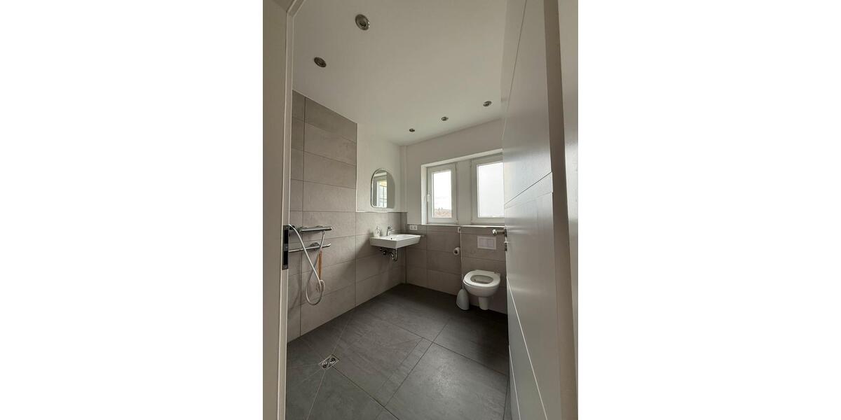 Einfamilienhaus Schuld - 6 Zimmer, 130 m&sup2;, 190.000&euro; | Angebot:26049996