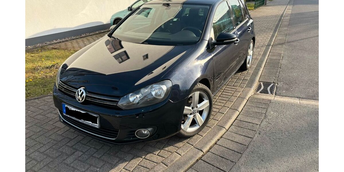 VW Golf 176.300 km 3.900 &euro; Bonn 53117
