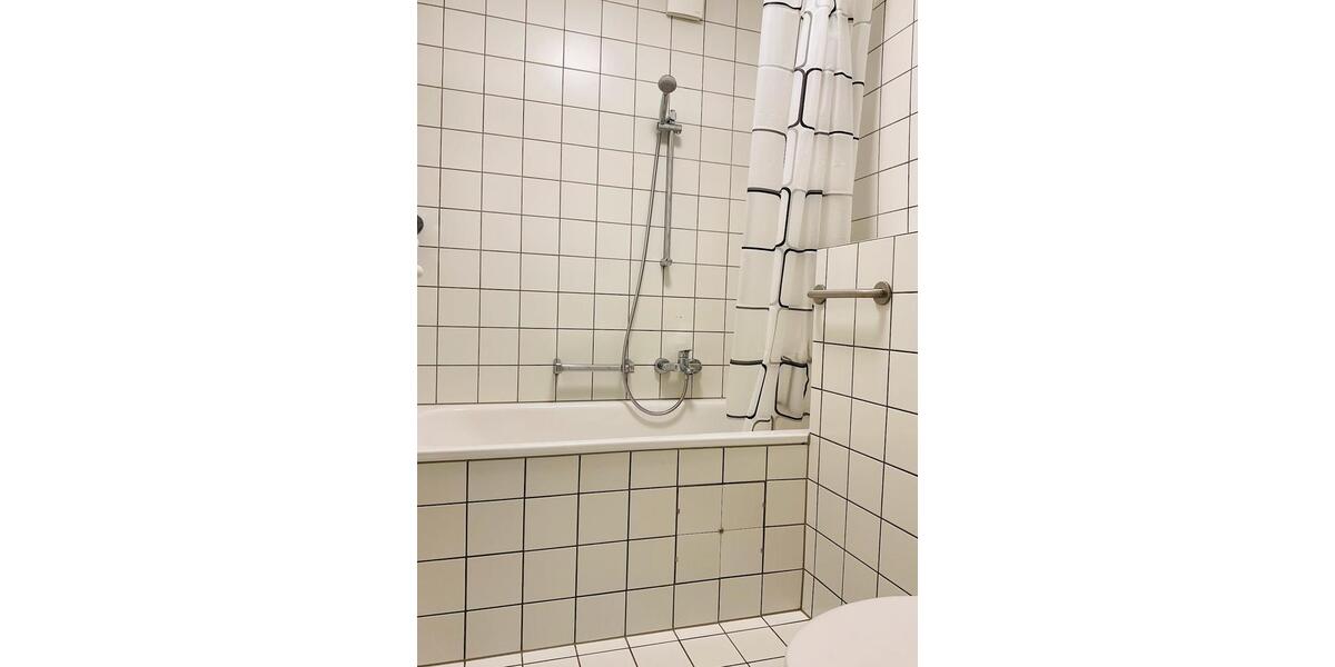 Etagenwohnung Bonn Bad Godesberg - 2 Zimmer, 65 m&sup2;, 721&euro; | Angebot:24525366