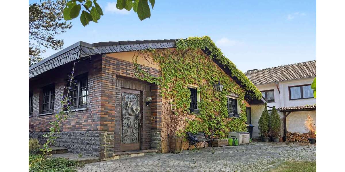Einfamilienhaus Bad Münstereifel - 4 Zimmer, 135 m&sup2;, 299.000&euro; | Angebot:27071593