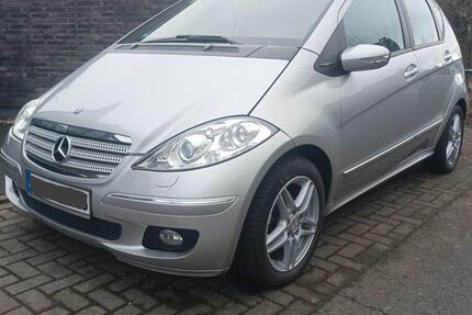 Mercedes-Benz A 200 118.000 km 4.999 &euro; Bonn 53121