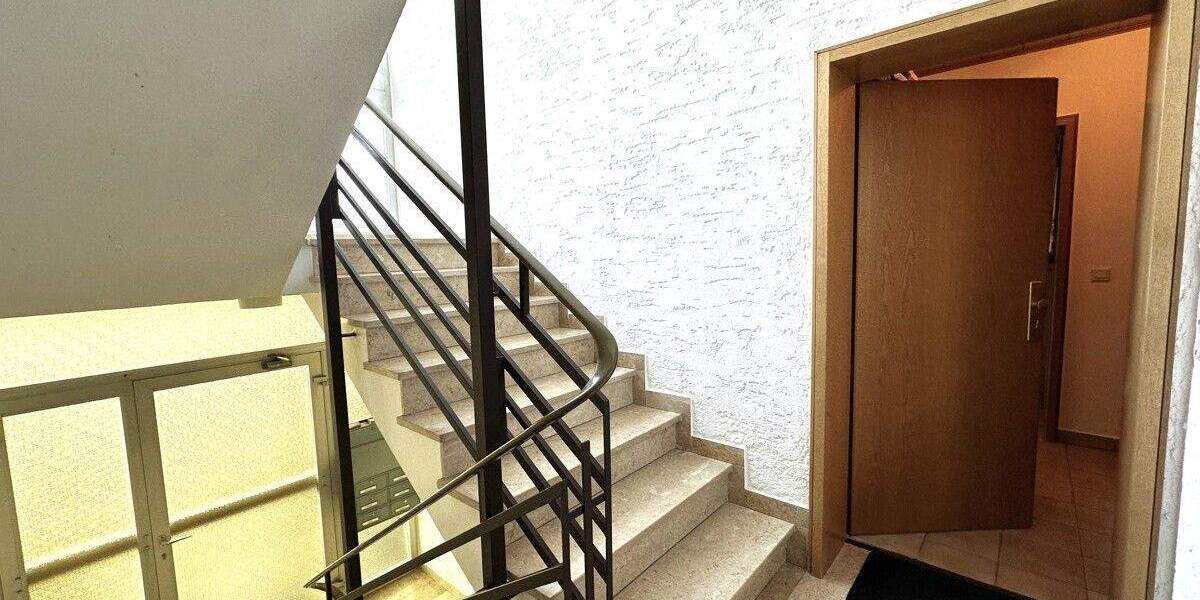 Etagenwohnung Königswinter Ittenbach - 2 Zimmer, 66 m&sup2;, 199.000&euro; | Angebot:25744921