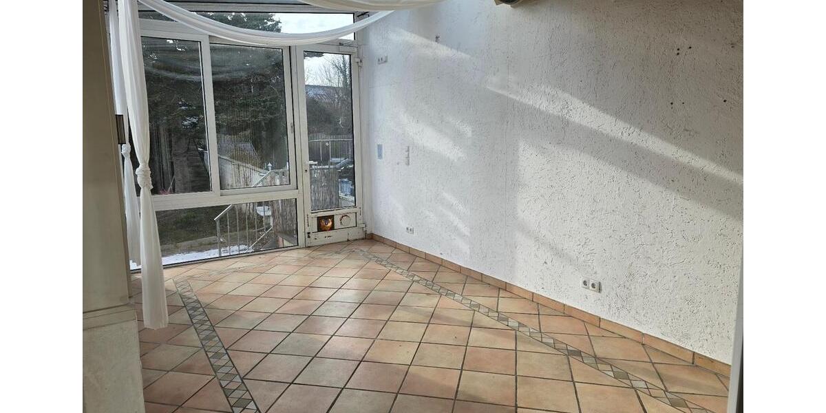 Maisonettenwohnung Bonn Hardtberg - 5 Zimmer, 180 m&sup2;, 1.900&euro; | Angebot:25974847