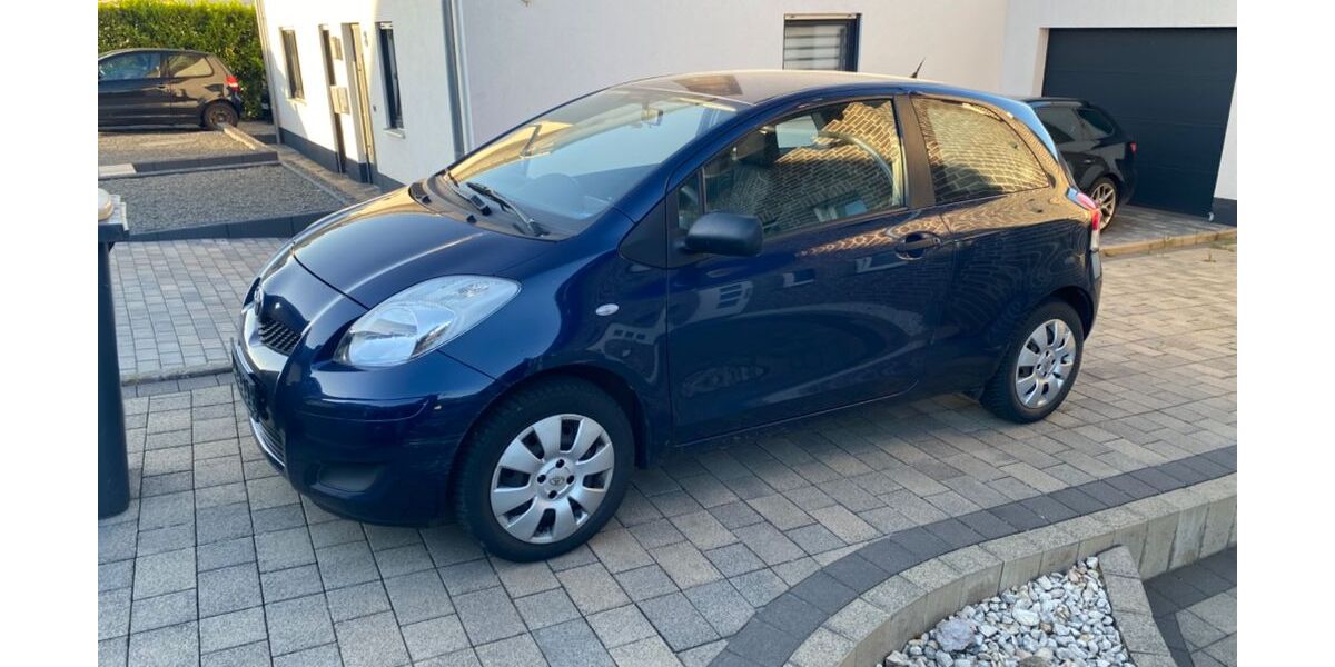 Toyota Yaris 202.000 km 2.200 &euro; Mechernich 53894