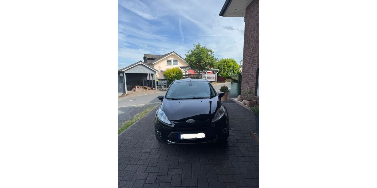 Ford Fiesta 307.860 km 1.800 &euro; Königswinter 53639