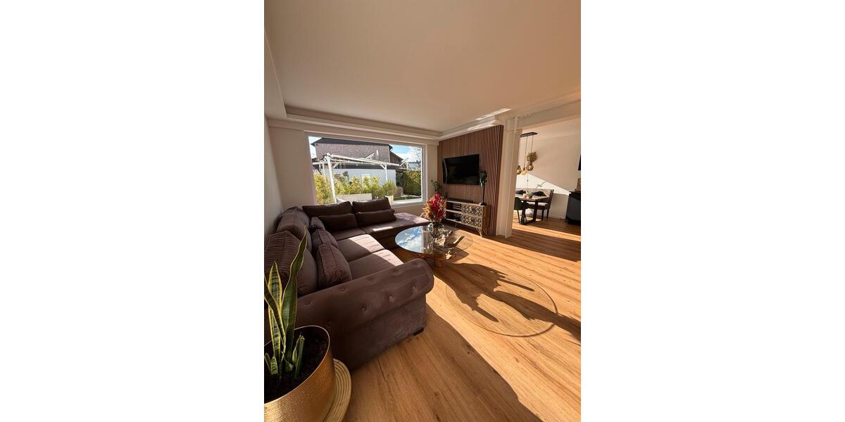 Einfamilienhaus Bonn Beuel-Mitte - 3.5 Zimmer, 130 m&sup2;, 2.500&euro; | Angebot:26397463