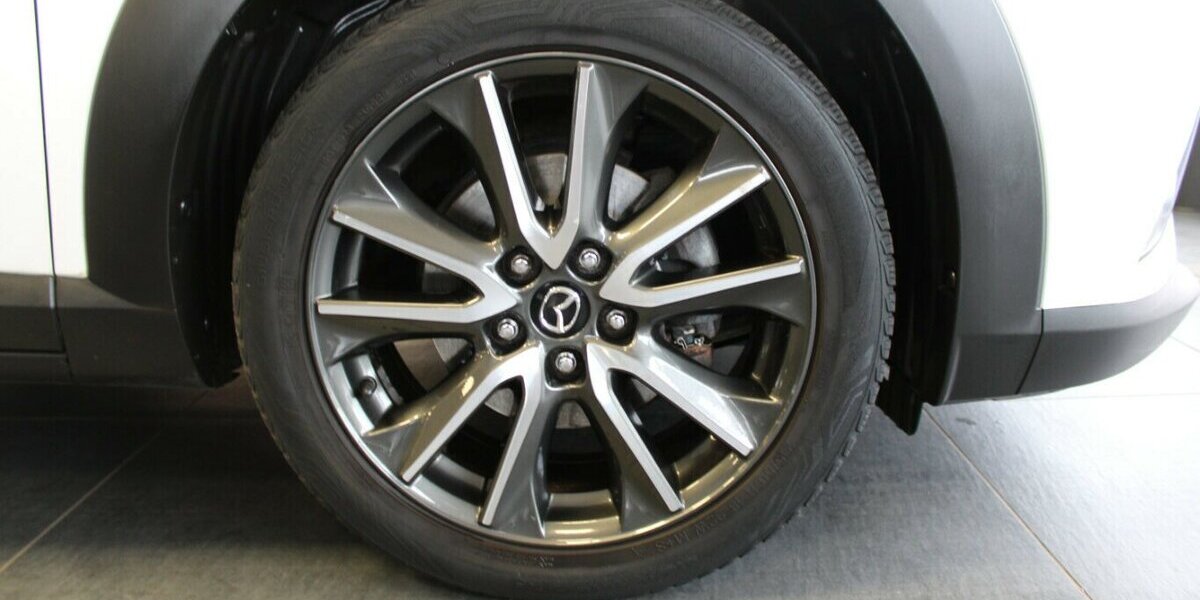 Mazda CX-3 Skyactiv 120 FWD Leder + Navi 113.500 km 12.480 &euro; Euskirchen 53881