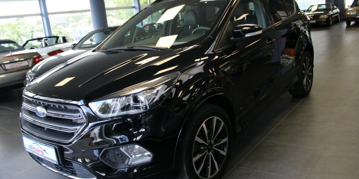 Ford Kuga 1.5 EcoBoost 2x4 ST-Line 104.377 km 12.980 &euro; Euskirchen 53881