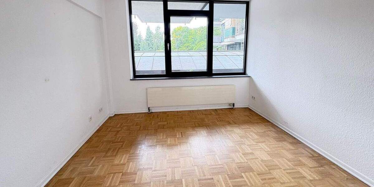 Gewerbeobjekt Bonn Lannesdorf - 8 Zimmer, 870&euro; | Angebot:25679208