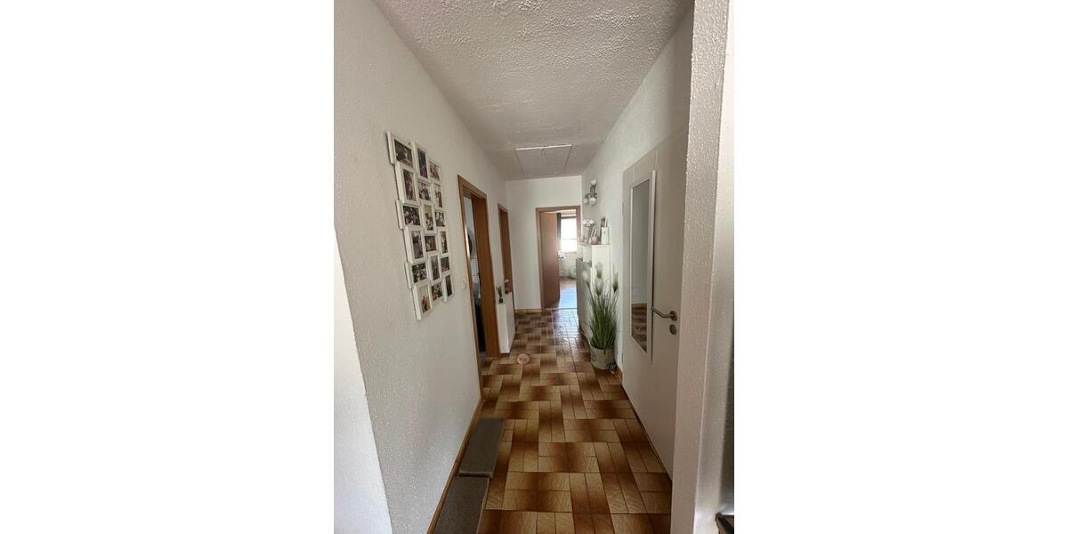 Dachgeschoßwohnung Altenahr - 3 Zimmer, 70 m&sup2;, 900&euro; | Angebot:25974775