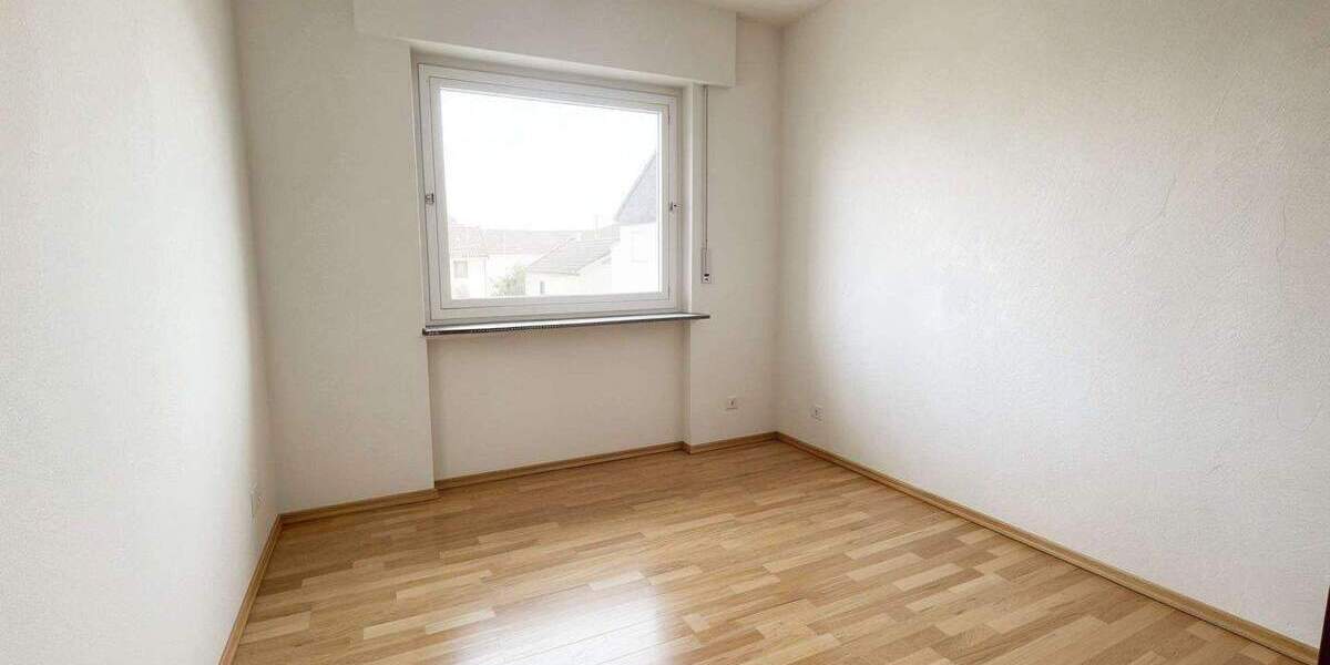 Einfamilienhaus Königswinter Berghausen - 3 Zimmer, 110 m&sup2;, 300.000&euro; | Angebot:25678109