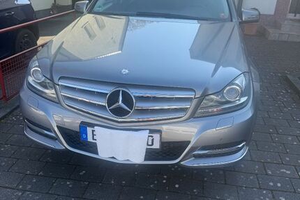 Mercedes-Benz C 180 145.000 km 11.990 &euro; Bonn 53121