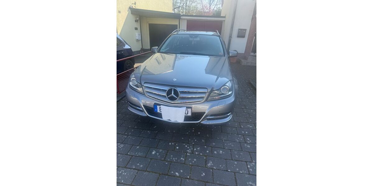 Mercedes-Benz C 180 145.000 km 11.990 &euro; Bonn 53121