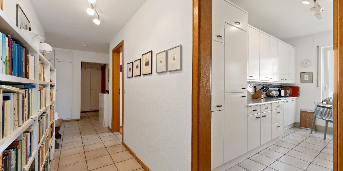 Mit Video: Vermietete Eigentumswohnung mit großzügigem Raumkonzept und traumhafter Sonnenterrasse - Etagenwohnung Bonn Bad Godesberg | Angebot:23246214