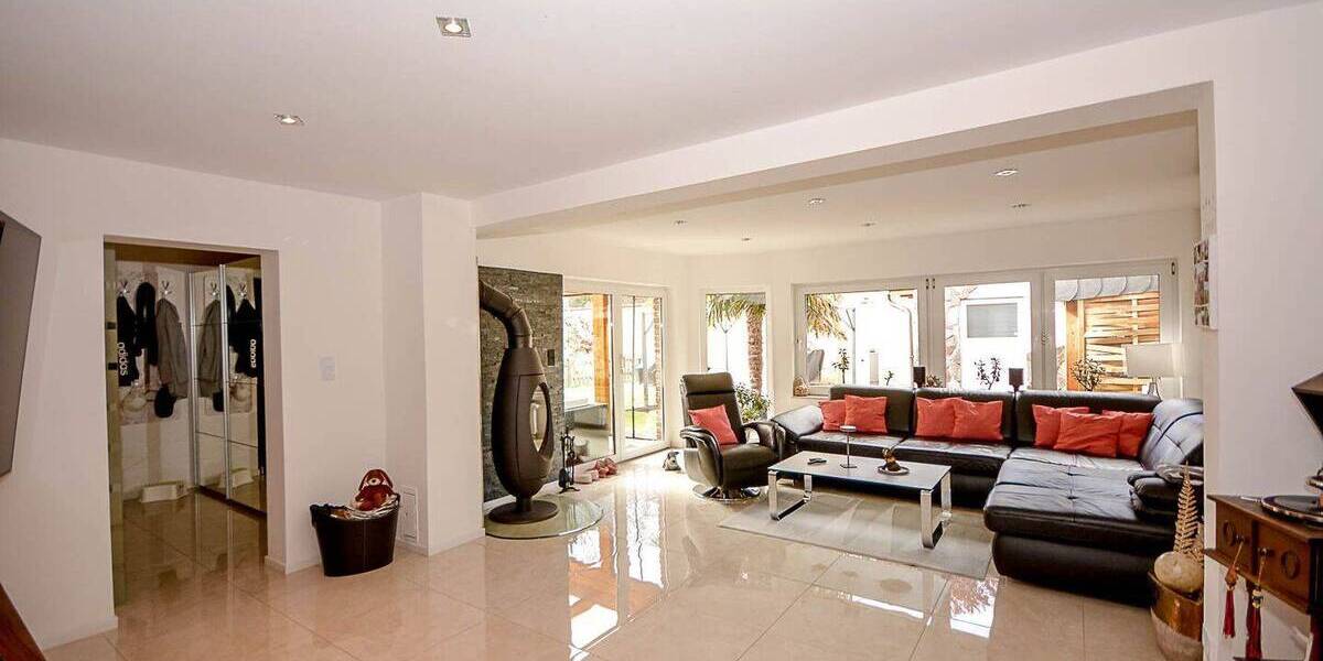 Einfamilienhaus Wesseling - 5 Zimmer, 185 m&sup2;, 599.000&euro; | Angebot:26503120