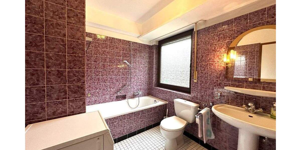 Mehrfamilienhaus, Wohnhaus Königswinter - 1 Zimmer, 356 m&sup2;, 899.000&euro; | Angebot:25697247