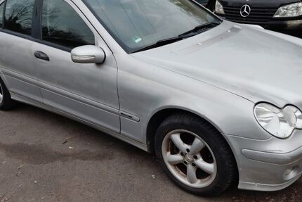 Mercedes-Benz C 200 184.444 km 1.699 &euro; Königswinter 53639
